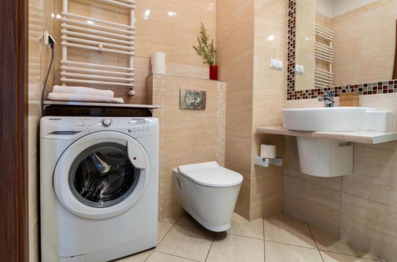 Golden Apartments Warsaw - Big And Bright Apartment In Platinum Towers- Browary- Grzyb61A 外观 照片